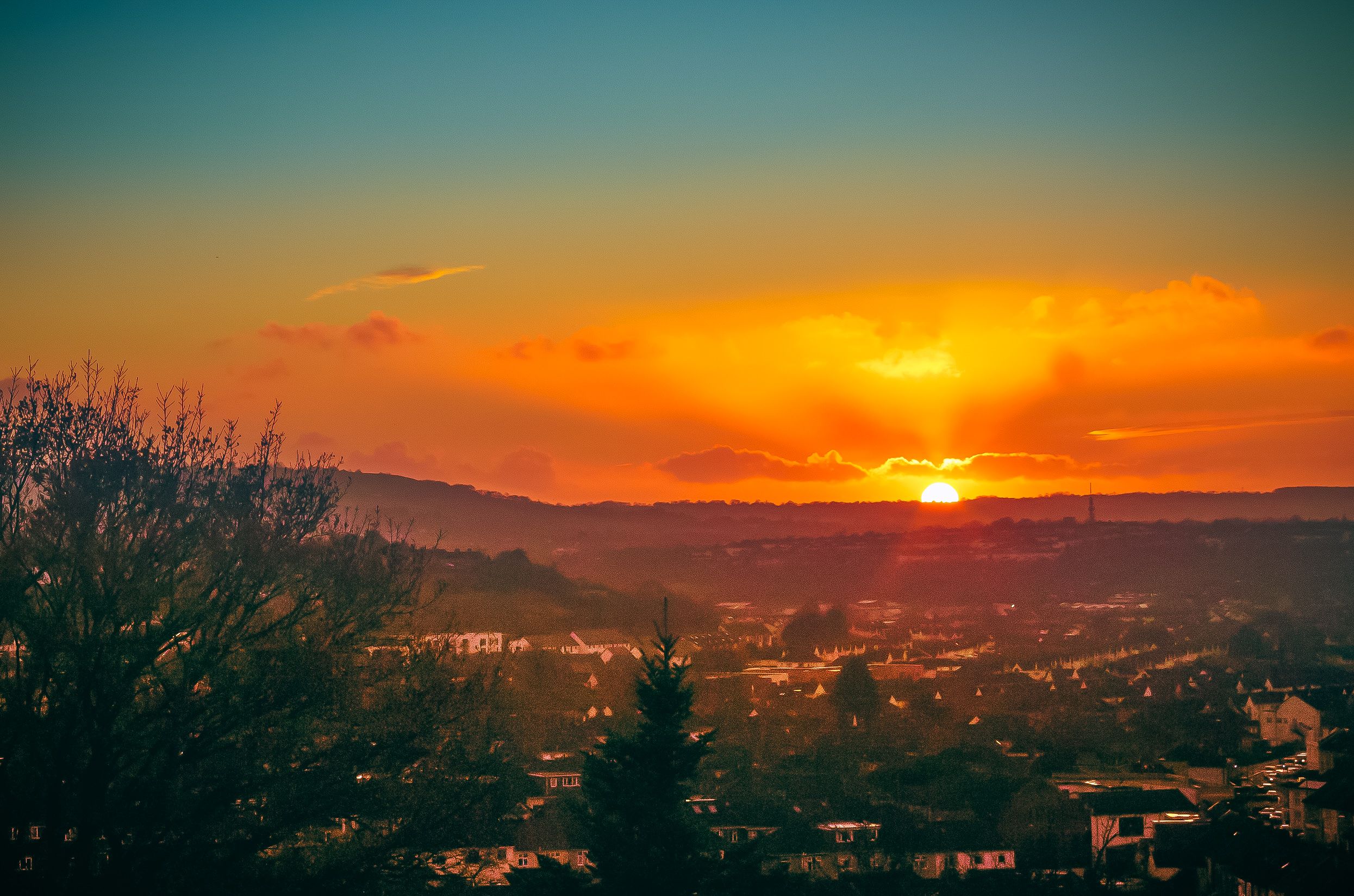 Sunset over the city of Bristol